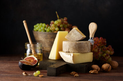 Products of the terroir of the Alps, cheese and fruits