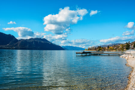 Vue sur le lac du Bourget, à Aix-les-Bains, et situé près de Chambéry